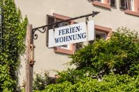 Foto: Schild Ferienwohnung